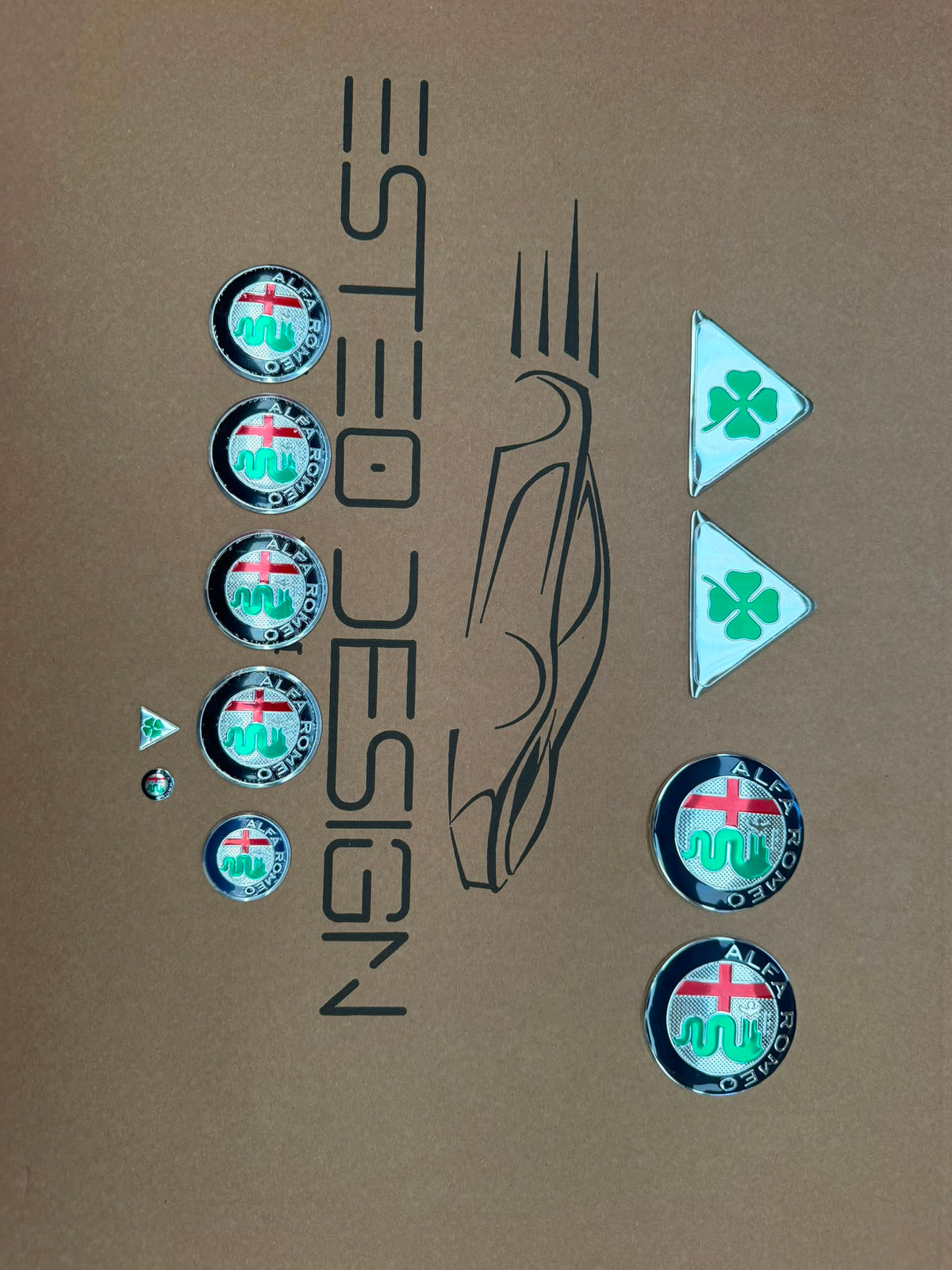 GRIGLIA /SCUDO  ALFA ROMEO GIULIETTA NERO LUCIDO CON LOGHI CLASSIC 2010-2020
