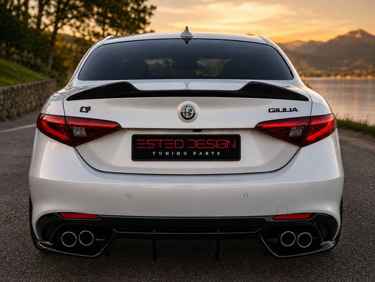 Diffusore posteriore Alfa Romeo Giulia Veloce Q4 stile Quadrifoglio nero opaco