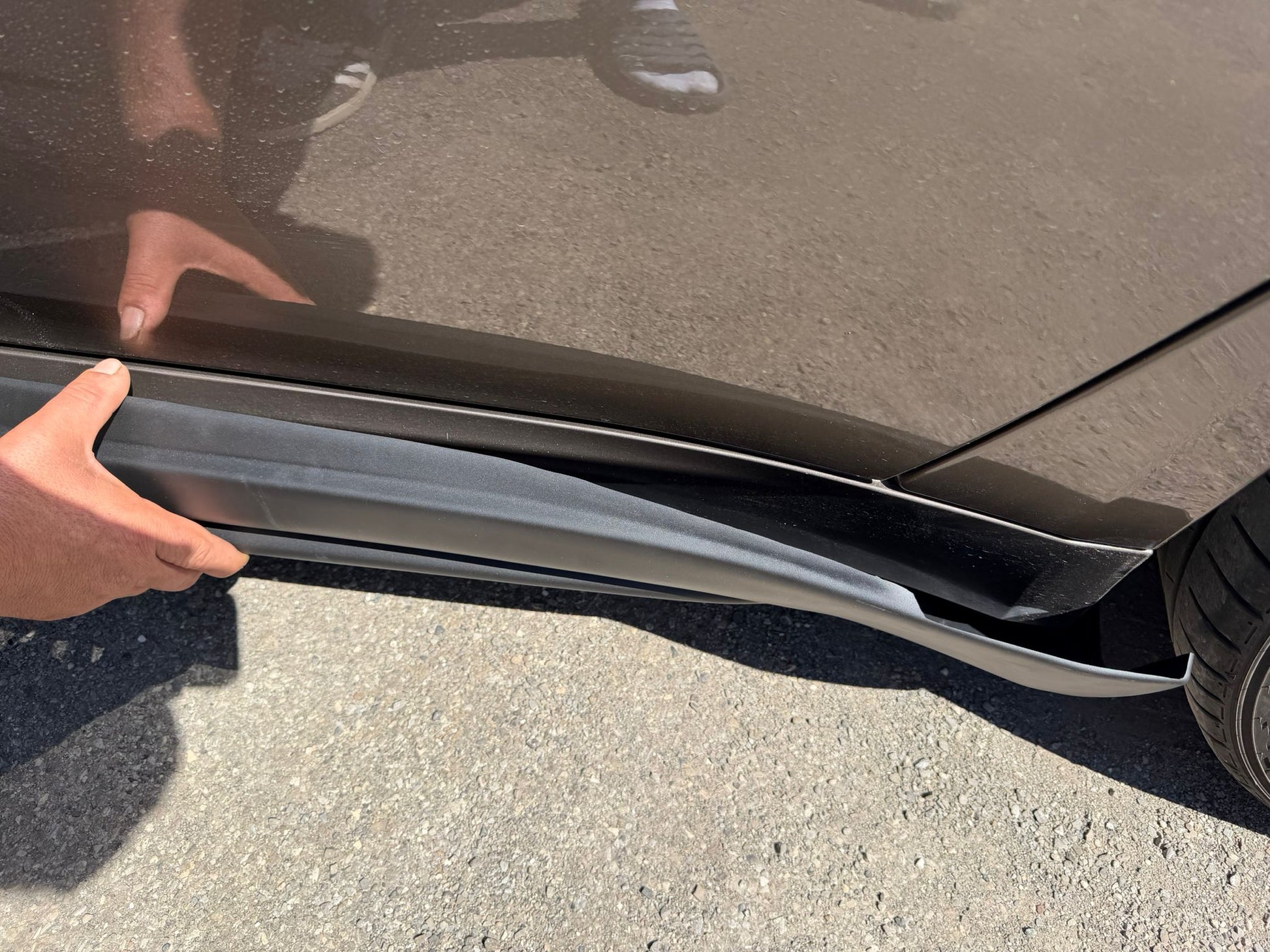 Dettaglio montaggio minigonne Plug&Play Alfa Romeo Giulia