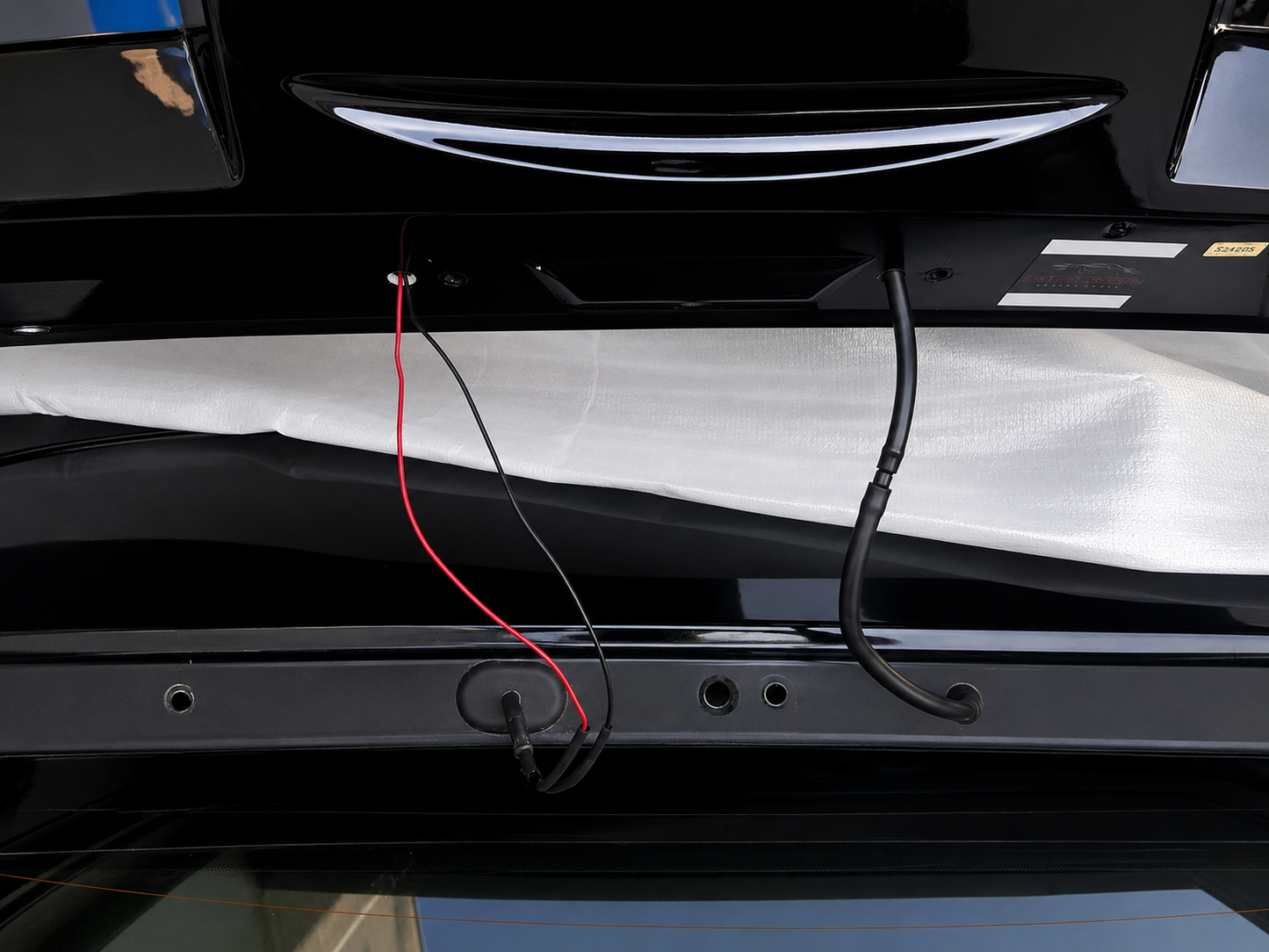 Punti di fissaggio per il montaggio dello spoiler Ford Fiesta ST MK7
