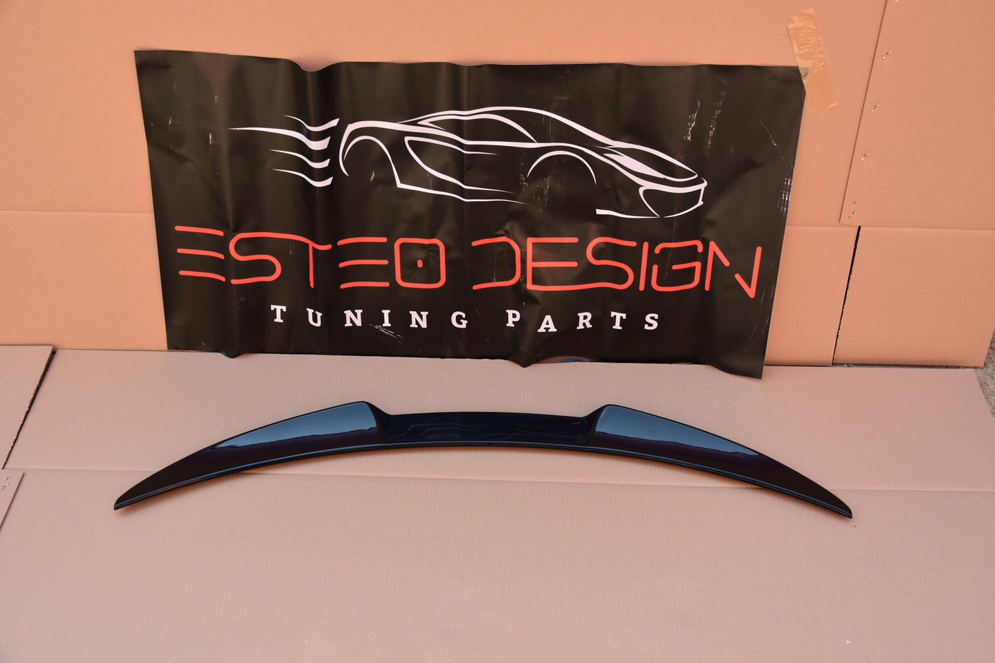 Spoiler posteriore Alfa Romeo Giulia visto da sopra