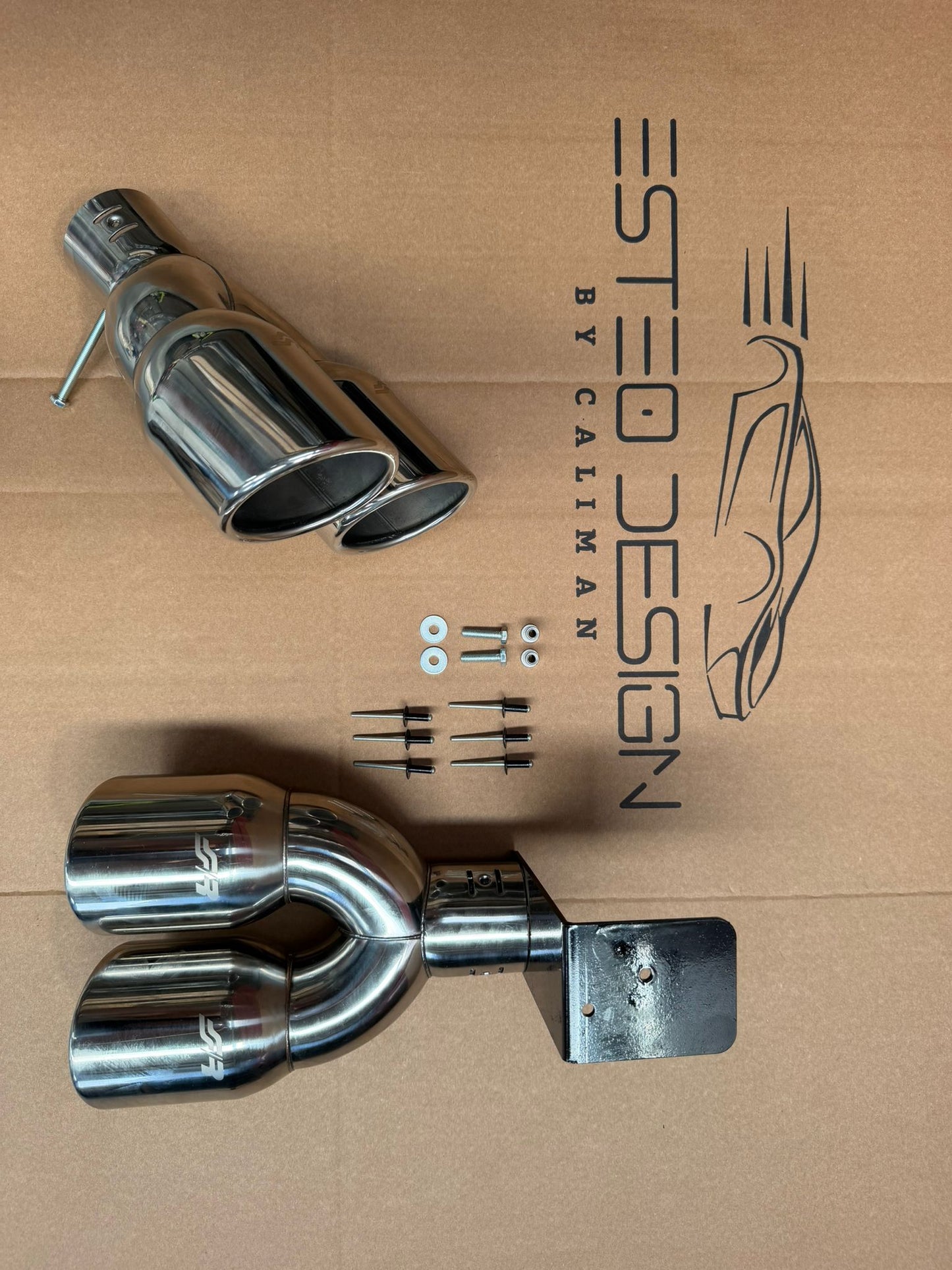 Supporto per scarico destro finto Alfa Romeo Giulietta